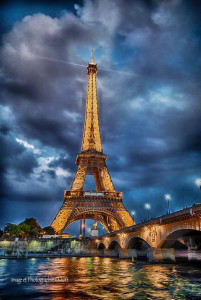 Le Eiffel Tour Nuit